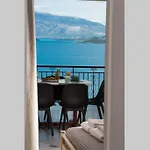 2br House In With Stunning Sea View *