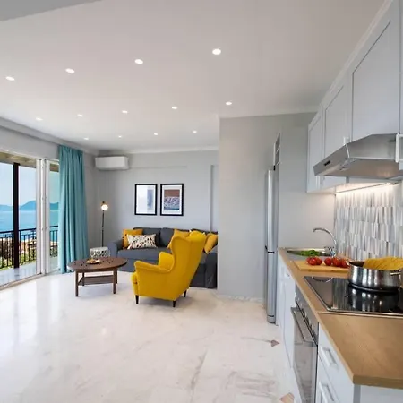 2br House In With Stunning Sea View Daire Nikiana